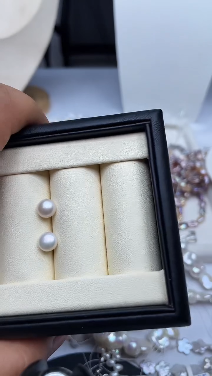 银S925镶嵌淡水珍珠耳饰耳钉