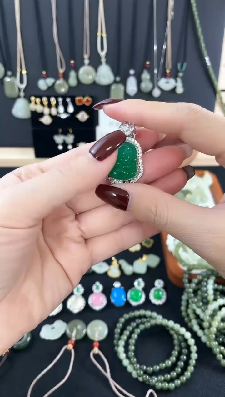 【闪购商品】和田玉颈饰银S925镀金镶嵌49