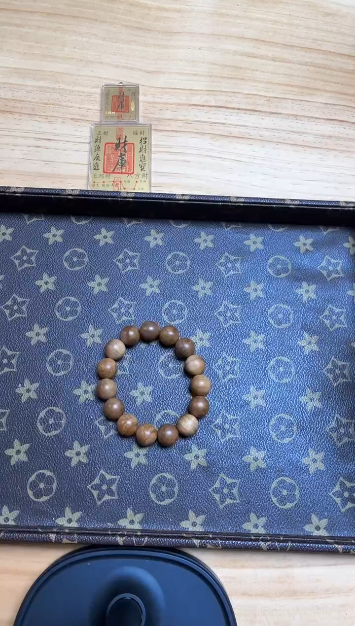 【闪购商品】沉香吊坠天然野加里曼丹红土1.4单圈11g+