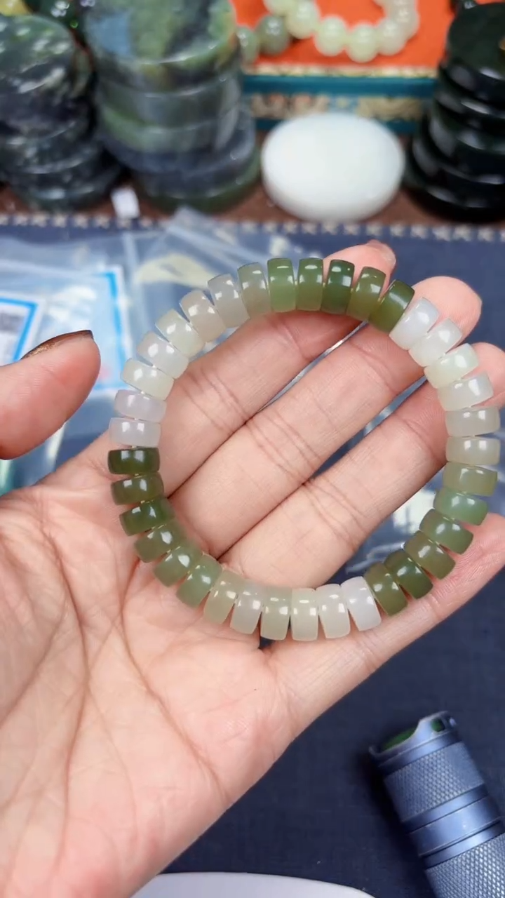 颈饰未镶嵌和田玉和田玉