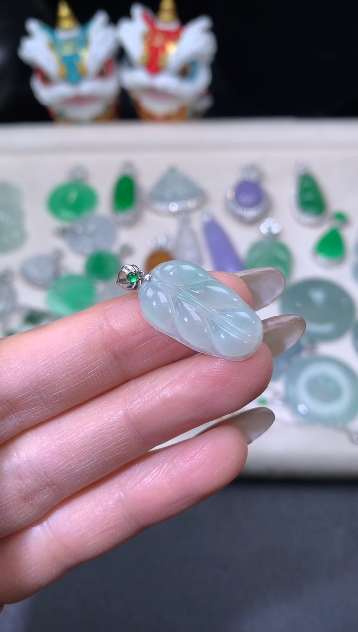 吊坠(不含链)18K金镶嵌翡翠翡翠