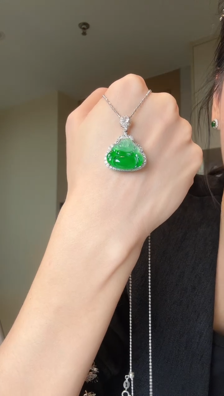 【闪购商品】翡翠吊坠(不含链)银S925镶嵌天然翡翠吊坠