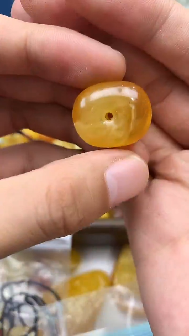 裸石蜜蜡未镶嵌扣子