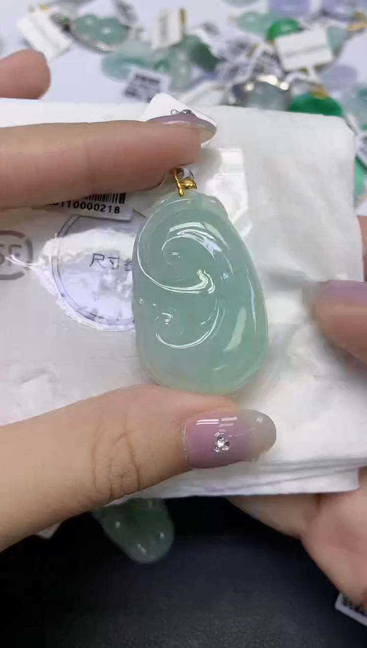 颈饰18K金镶嵌翡翠天然缅甸翡翠A货百元以上9元证书费自理