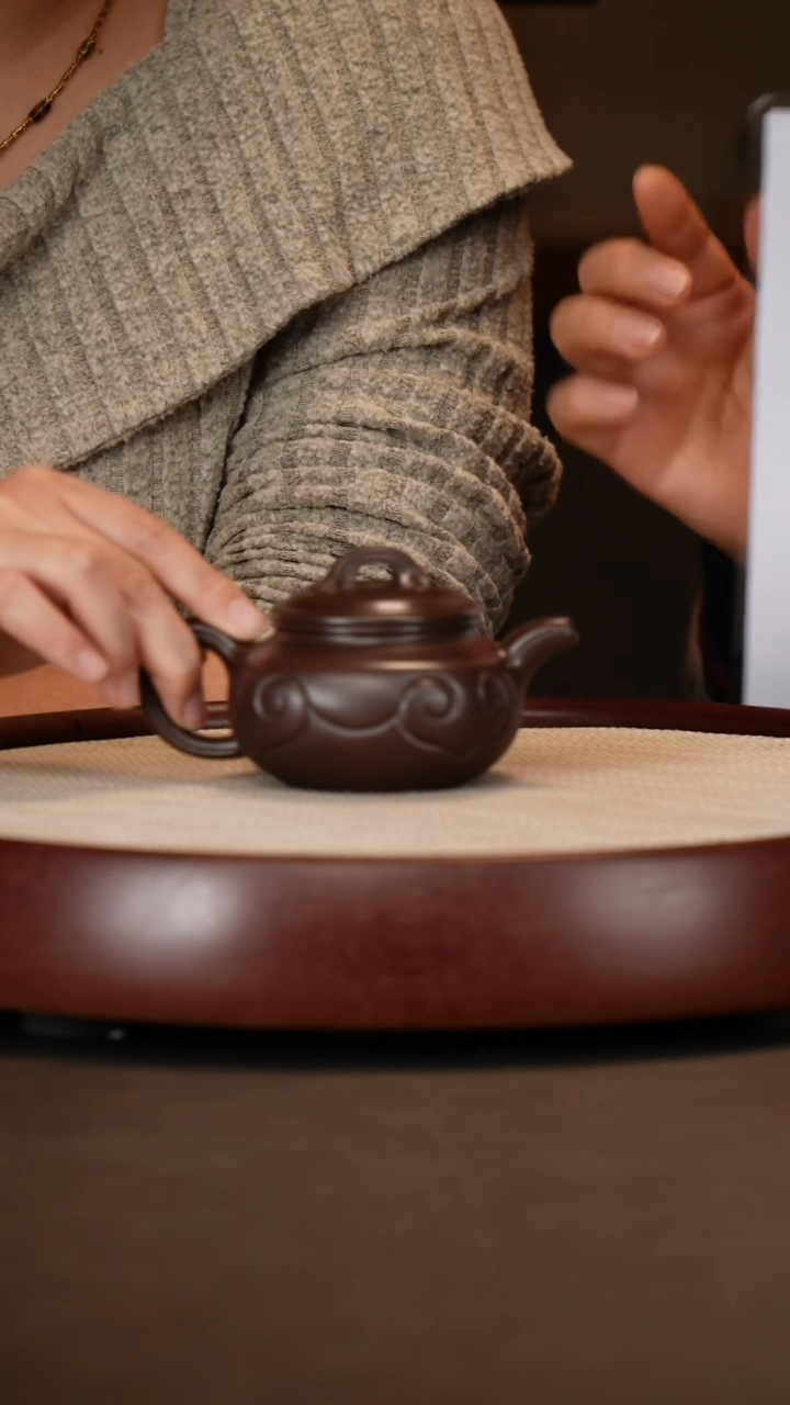 【闪购商品】紫砂茶壶玉林百目紫茄泥仿古如意200c