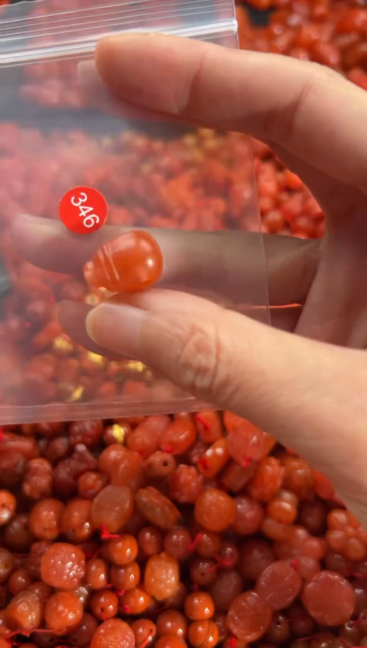【闪购商品】南红玛瑙颈饰未镶嵌1