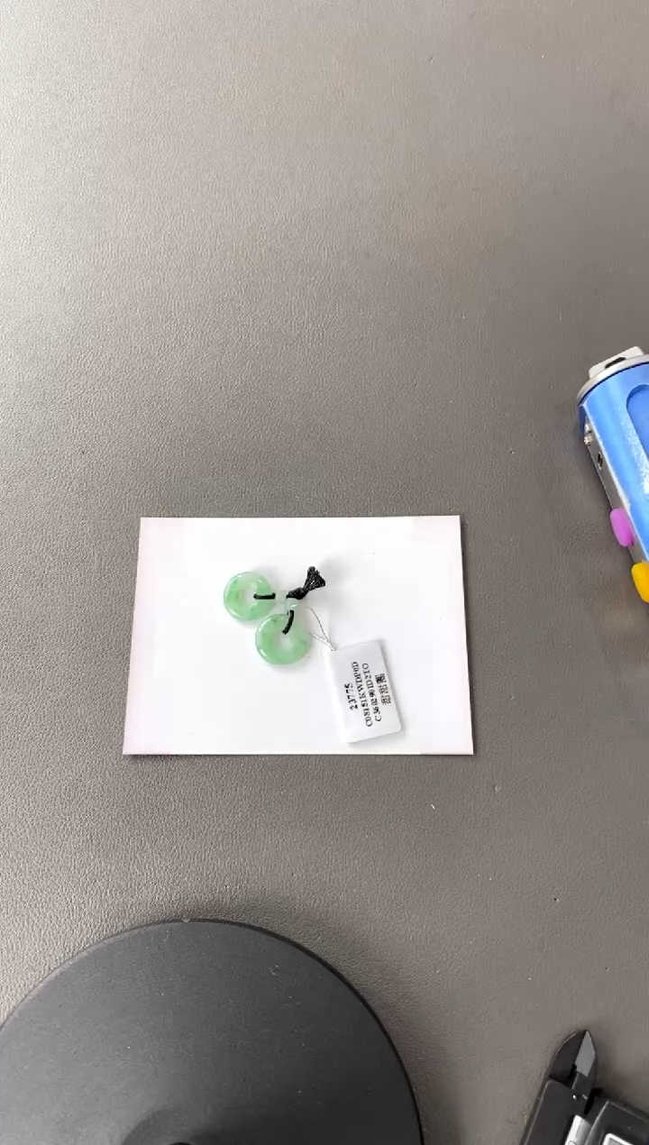 【闪购商品】定制翡翠未镶嵌一对