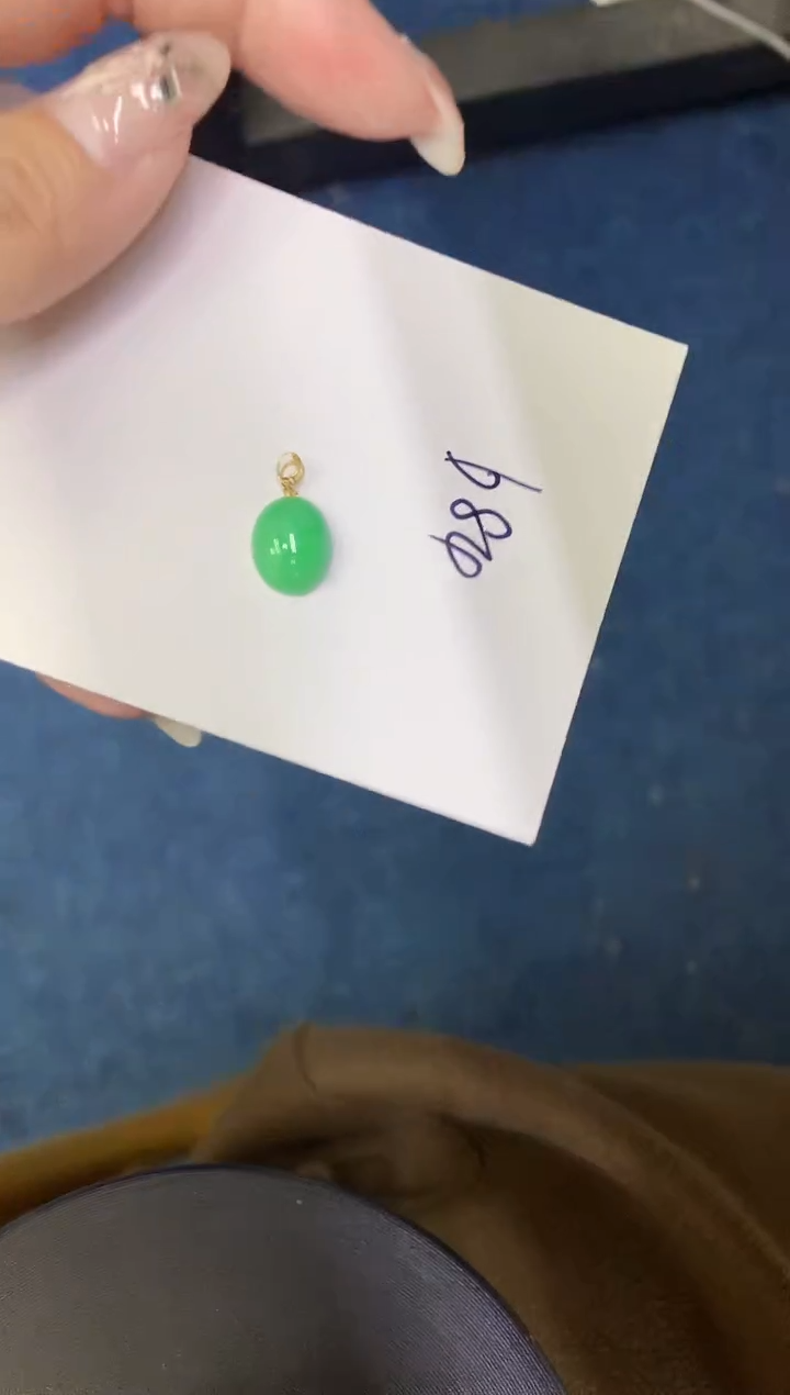 【闪购商品】翡翠颈饰18K金镶嵌0000000000