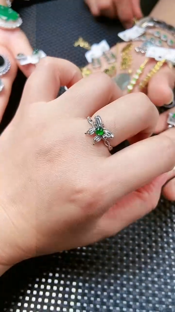 【闪购商品】翡翠戒指未镶嵌1111111111