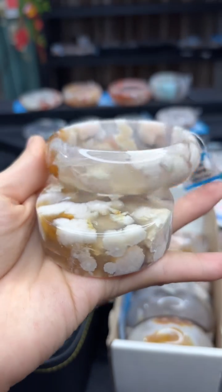 【闪购商品】石英质玉手镯未镶嵌826（62圈贈送鐲心）