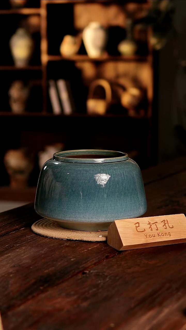 摆件22-414高度18口径16误差2已打孔