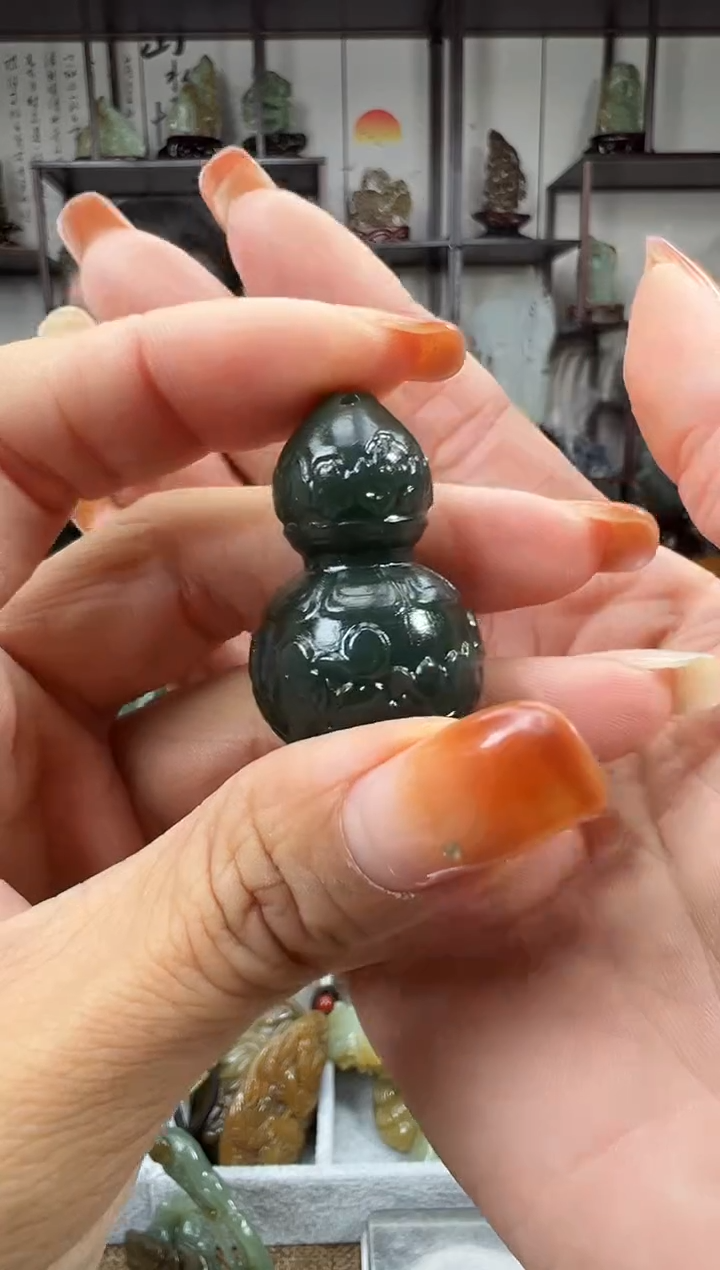 未镶嵌和田玉把件1