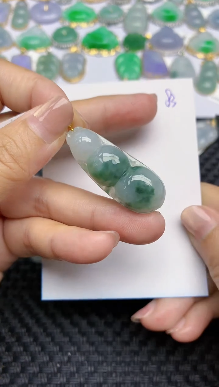 【闪购商品】翡翠颈饰18K金镶嵌天然A货翡翠 83