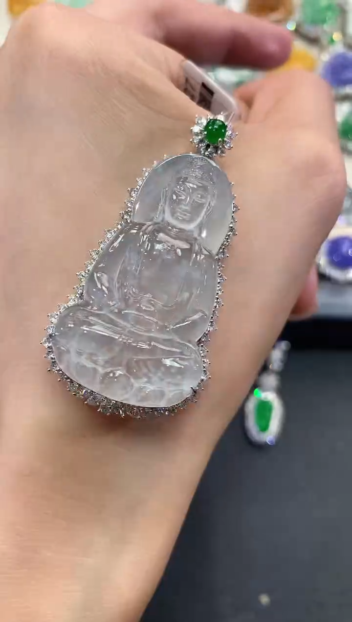 【闪购商品】翡翠吊坠(不含链)18K金镶嵌w60