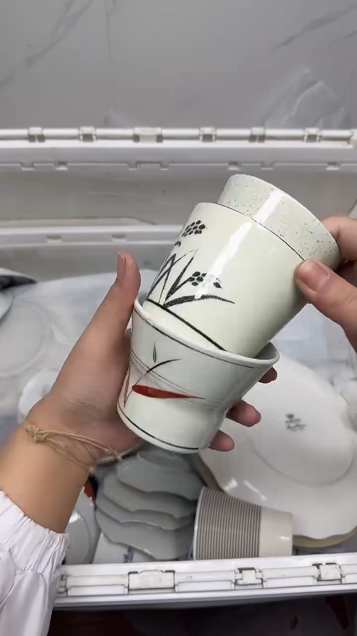 【闪购商品】555回流瓷器，默认微瑕18.8包邮