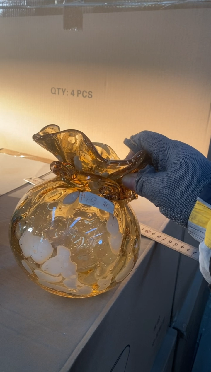 【闪购商品】玻璃145 M1