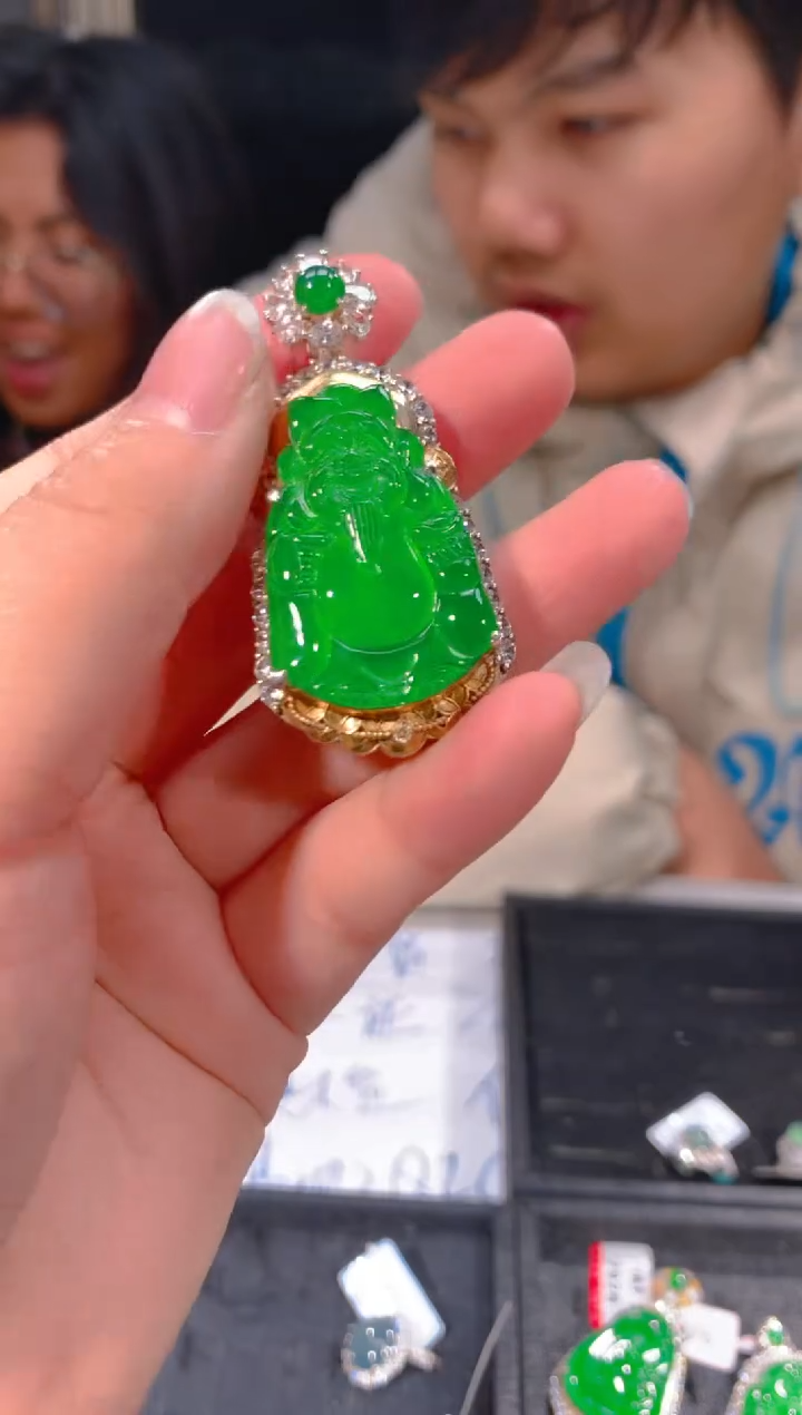 【闪购商品】定制翡翠未镶嵌110多样性发货（发其一）