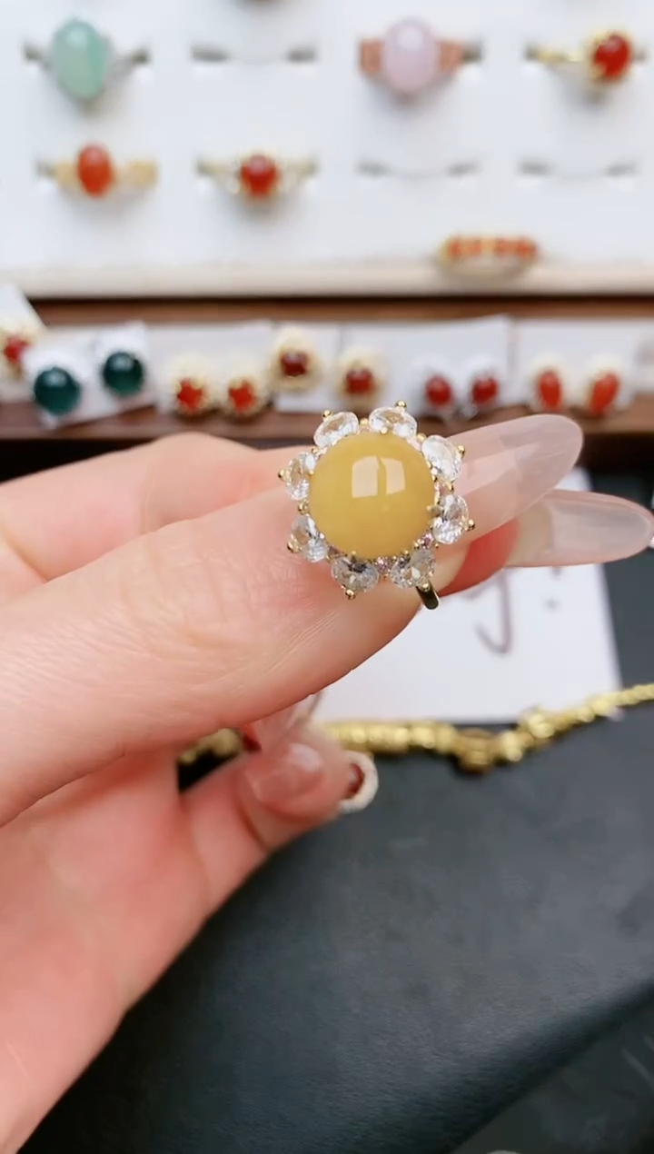 【闪购商品】翡翠戒指银S925镶嵌....