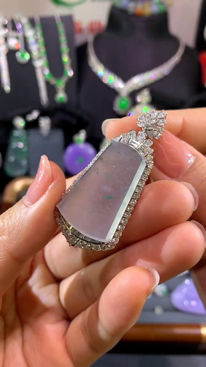 吊坠(不含链)18K金镶嵌翡翠无事牌