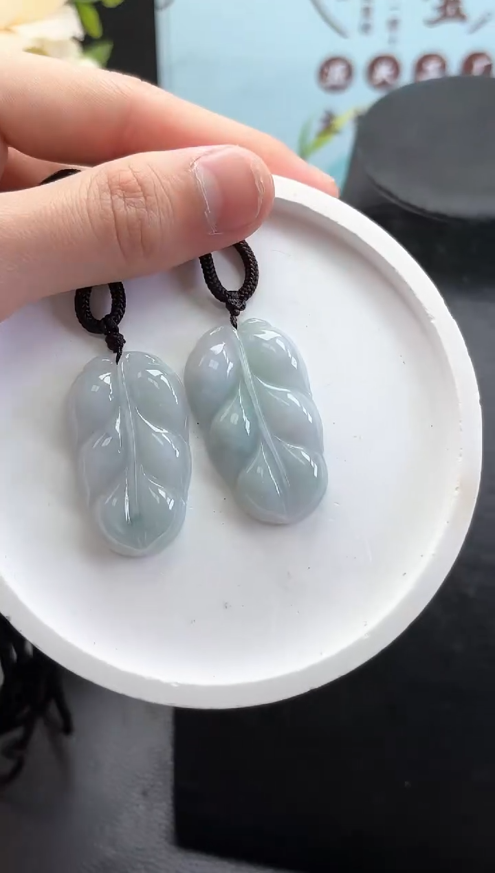 【闪购商品】翡翠颈饰未镶嵌K666-790 叶子多样性发一
