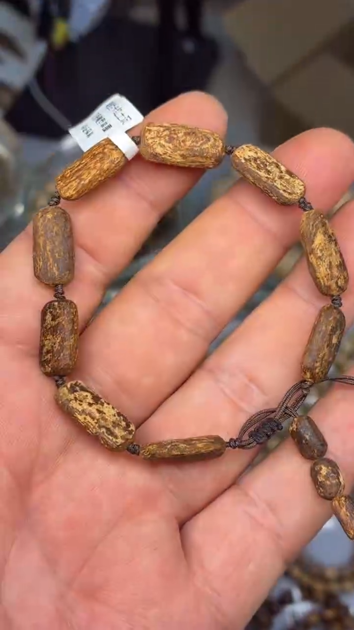 沉香手串 斯里兰卡红土沉随型单圈多样性发其一