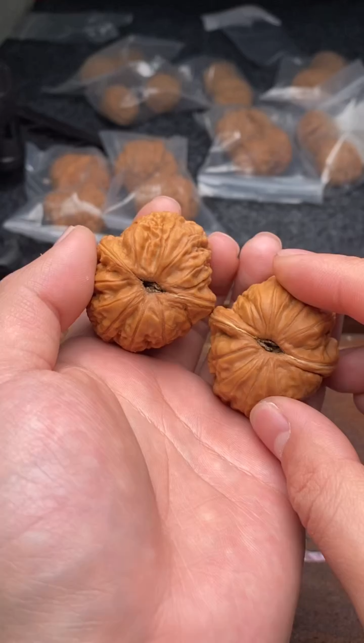 【闪购商品】文玩核桃把件G161号42尺元宝