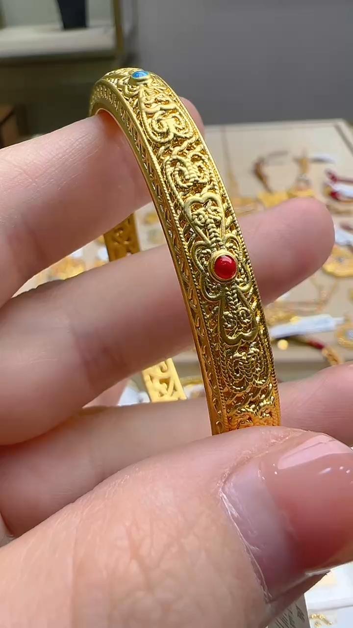 【闪购商品】定制足金手镯多样性发货发一件（克重以证书为准）