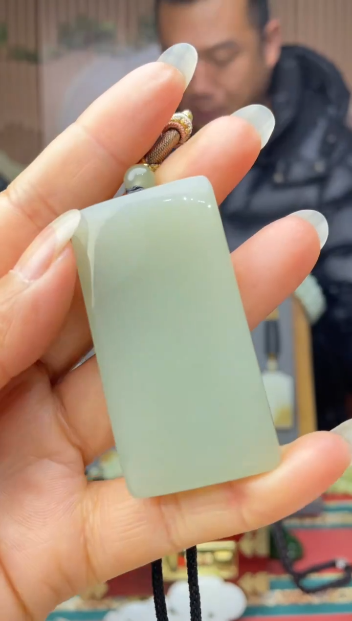 颈饰未镶嵌和田玉拍一发一