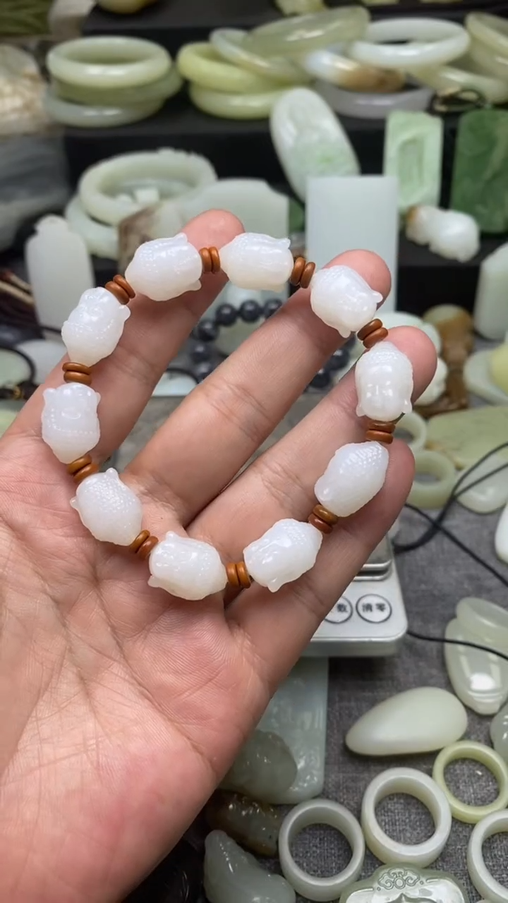 颈饰未镶嵌和田玉D*Y手串