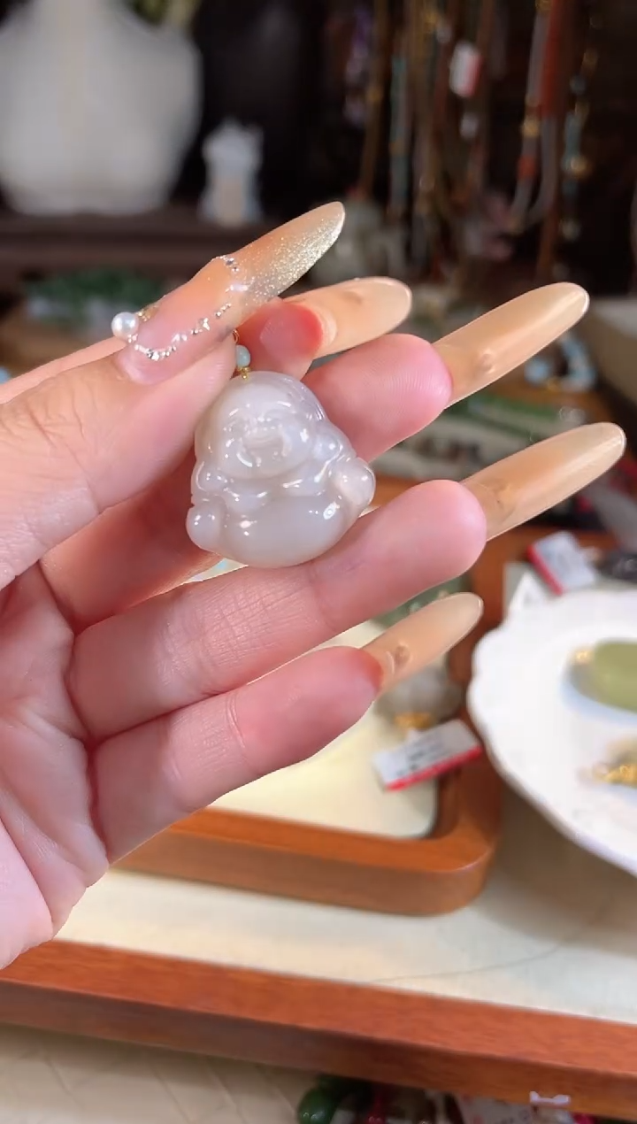 【闪购商品】和田玉吊坠(不含链)18K金镶嵌多样性发货其一