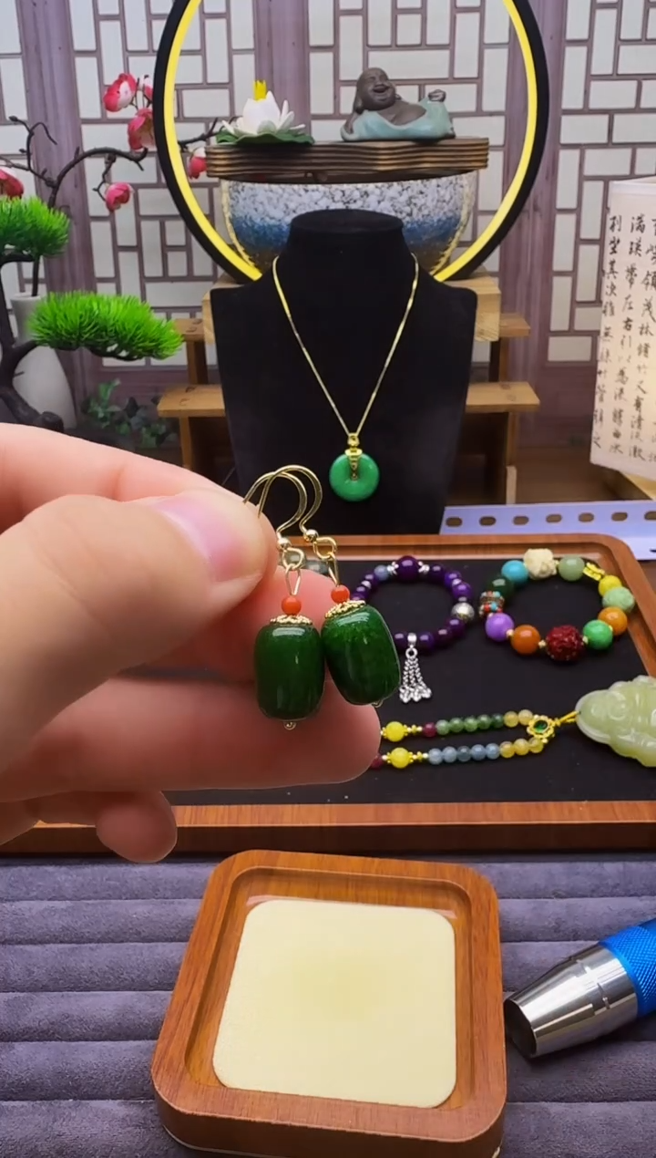 翡翠14K金镶嵌耳饰E479