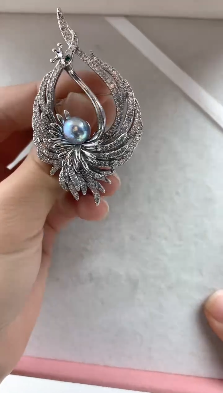 未镶嵌胸饰海水珍珠多样性发其一