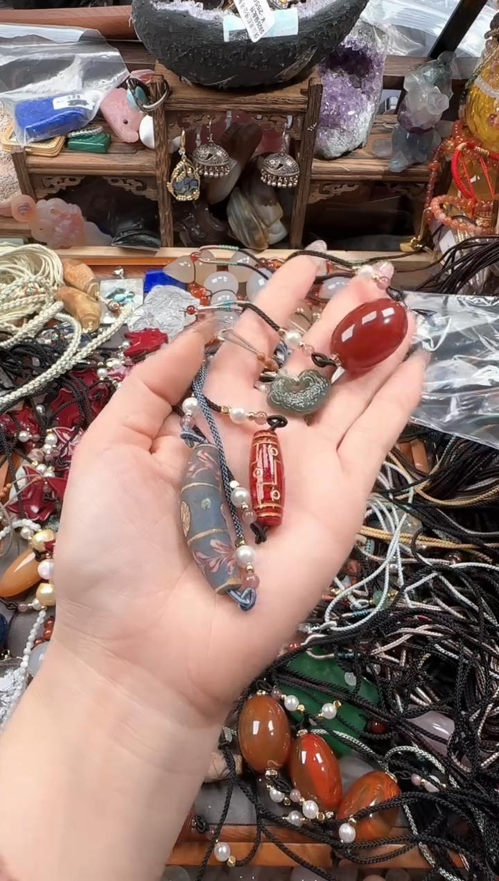 未镶嵌吊坠(赠链)玛瑙/玉髓?**℡213213132