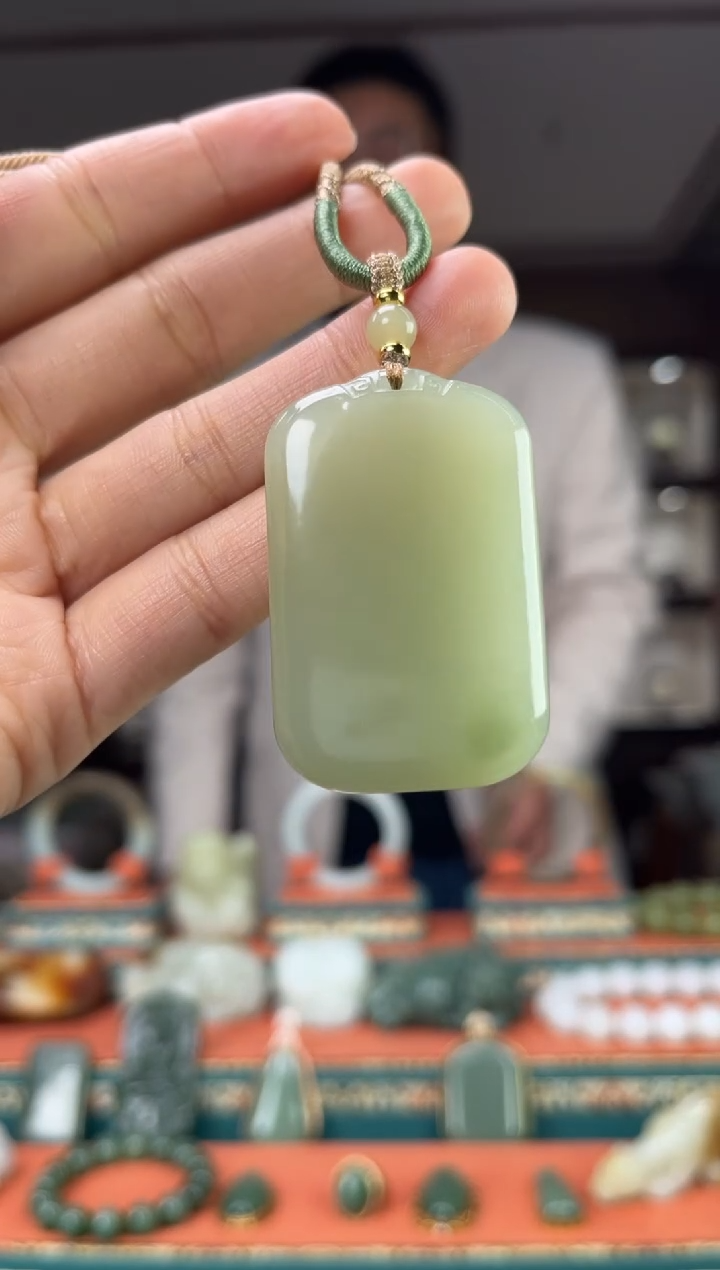 【闪购商品】和田玉颈饰未镶嵌佩佩