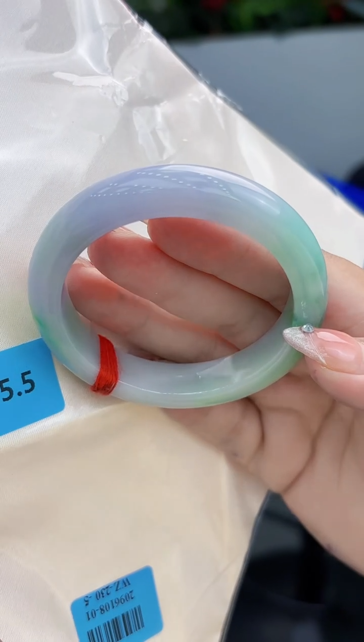 【闪购商品】翡翠手镯未镶嵌翡翠手镯