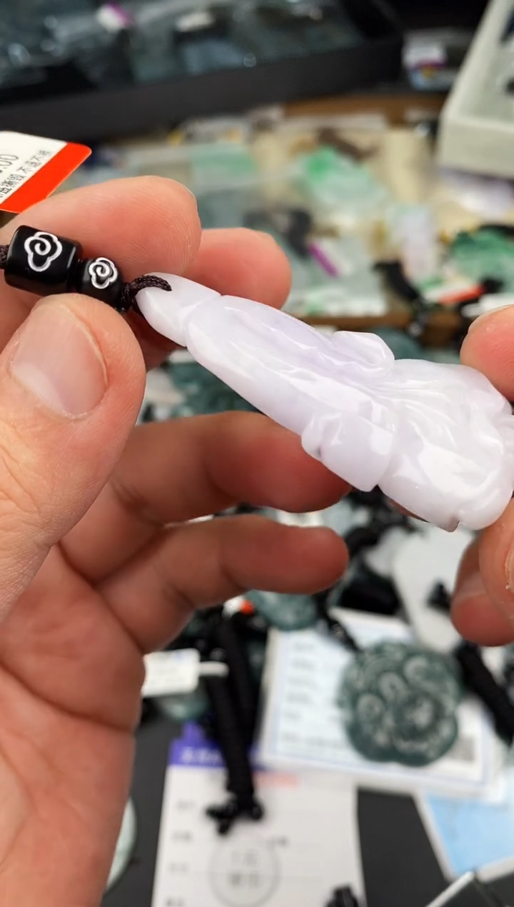 【闪购商品】翡翠颈饰未镶嵌  天然翡翠，一物一图