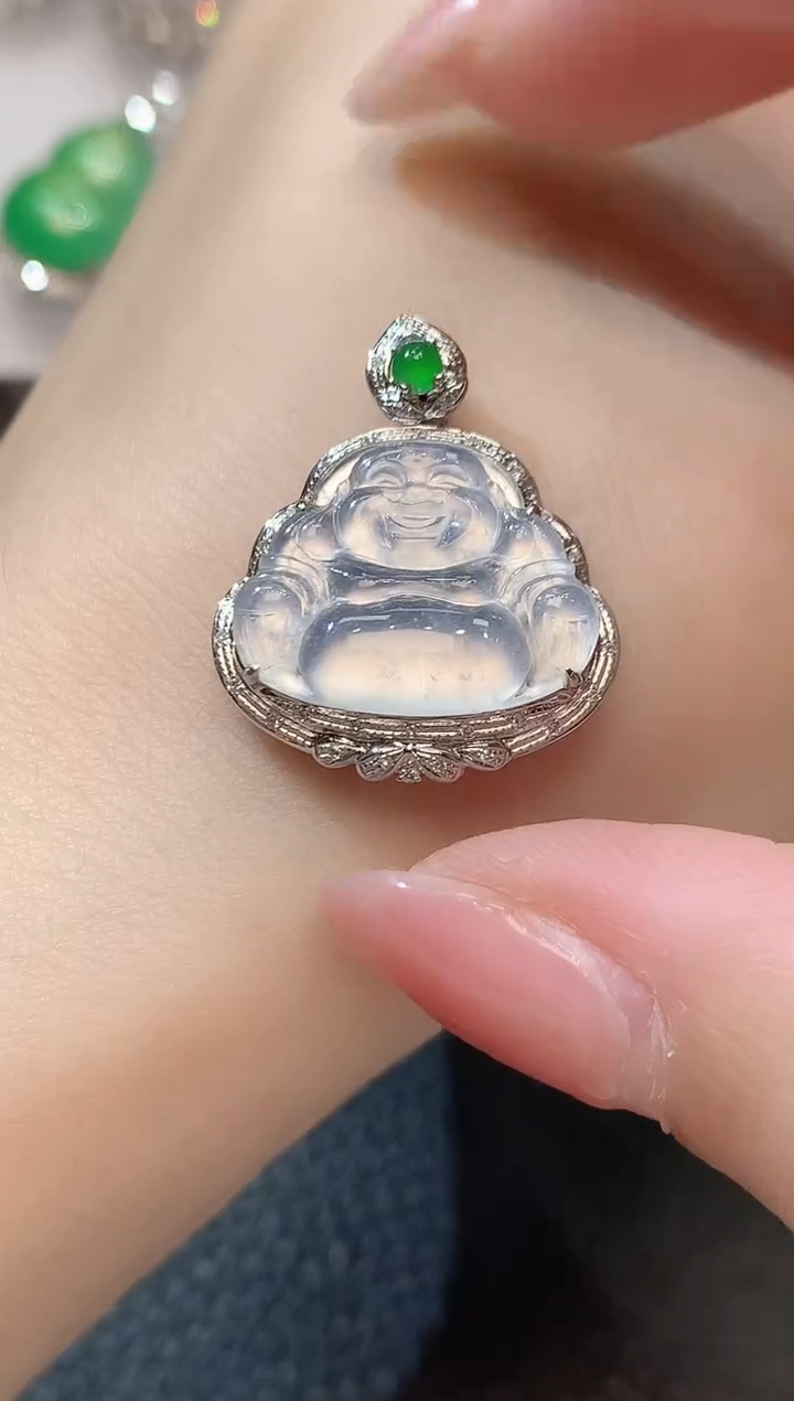 【闪购商品】翡翠吊坠(不含链)18K金镶嵌C3