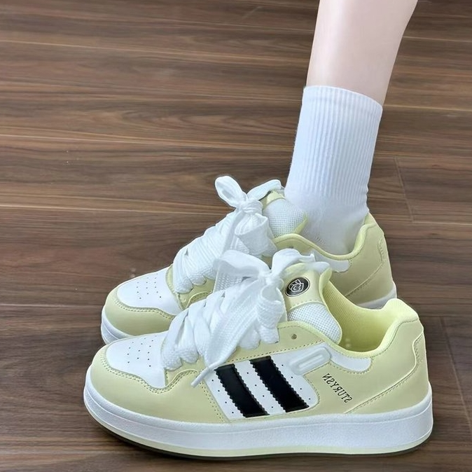 蜡笔【黑红溶解】2025新款潮鞋面包鞋板鞋溶解鞋