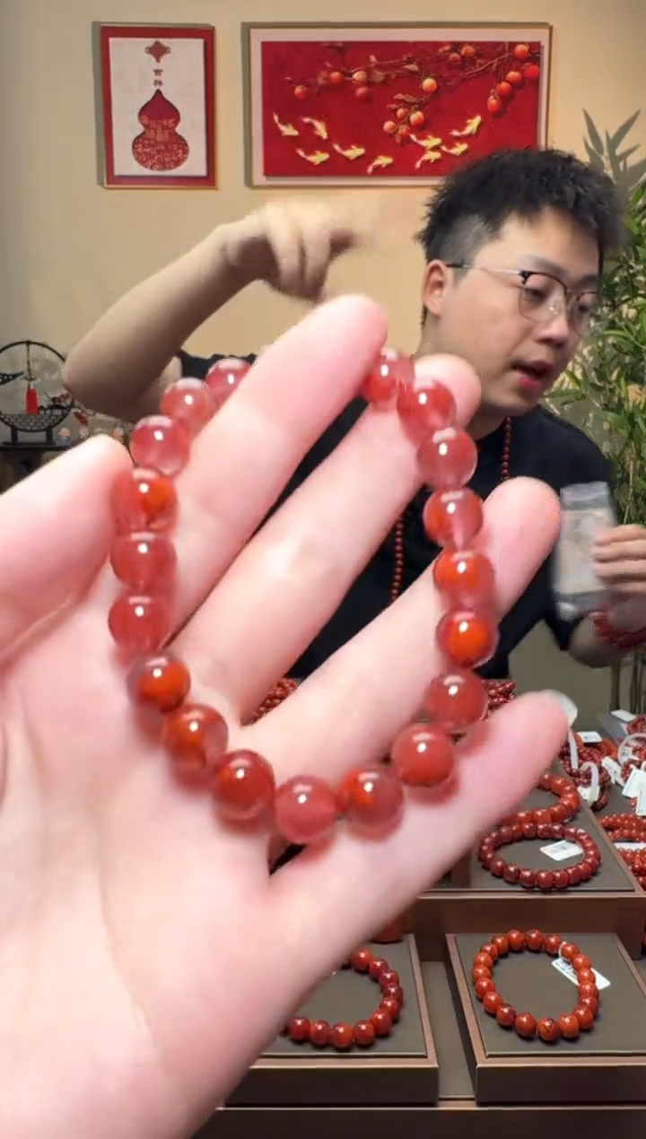 南红玛瑙手串未镶嵌一条约9mm 多样性发货