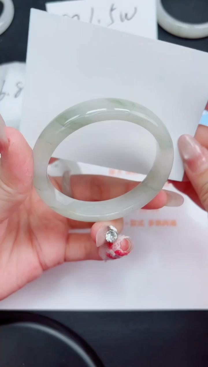 石英质玉手镯未镶嵌65-56.6