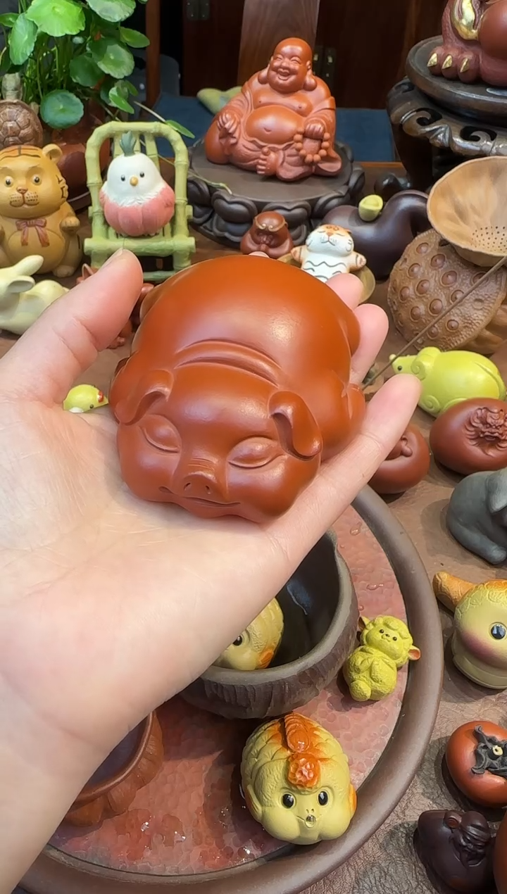 紫砂茶宠王庆生爬猪