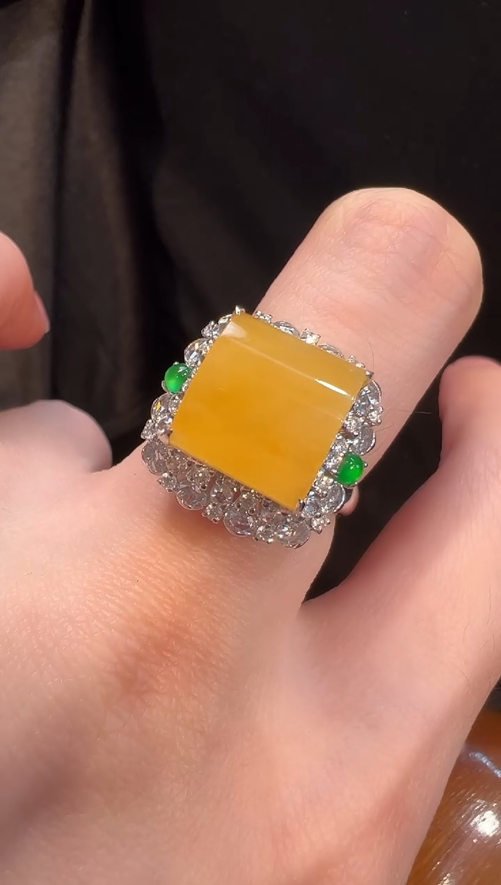 18K金镶嵌戒指翡翠L6