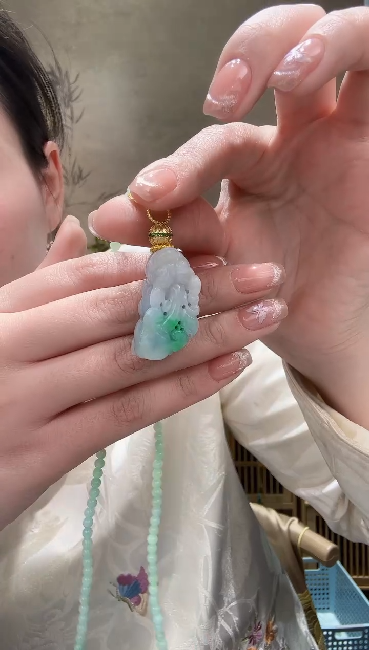 【闪购商品】翡翠颈饰未镶嵌吊坠