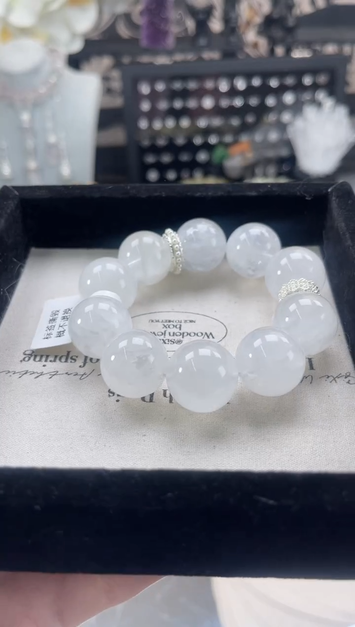 【闪购商品】烟晶手链银S925镶嵌天然水晶 多样性发货
