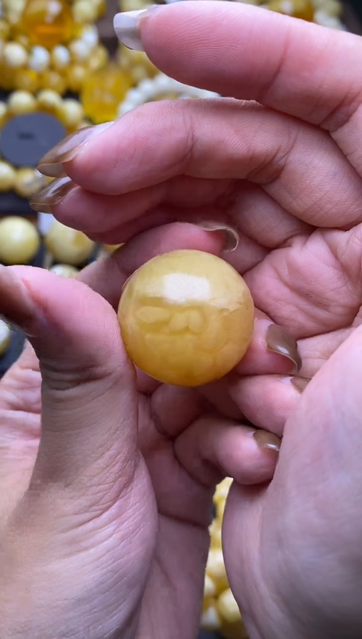 【闪购商品】琥珀裸石未镶嵌 大小姐珠宝严选53