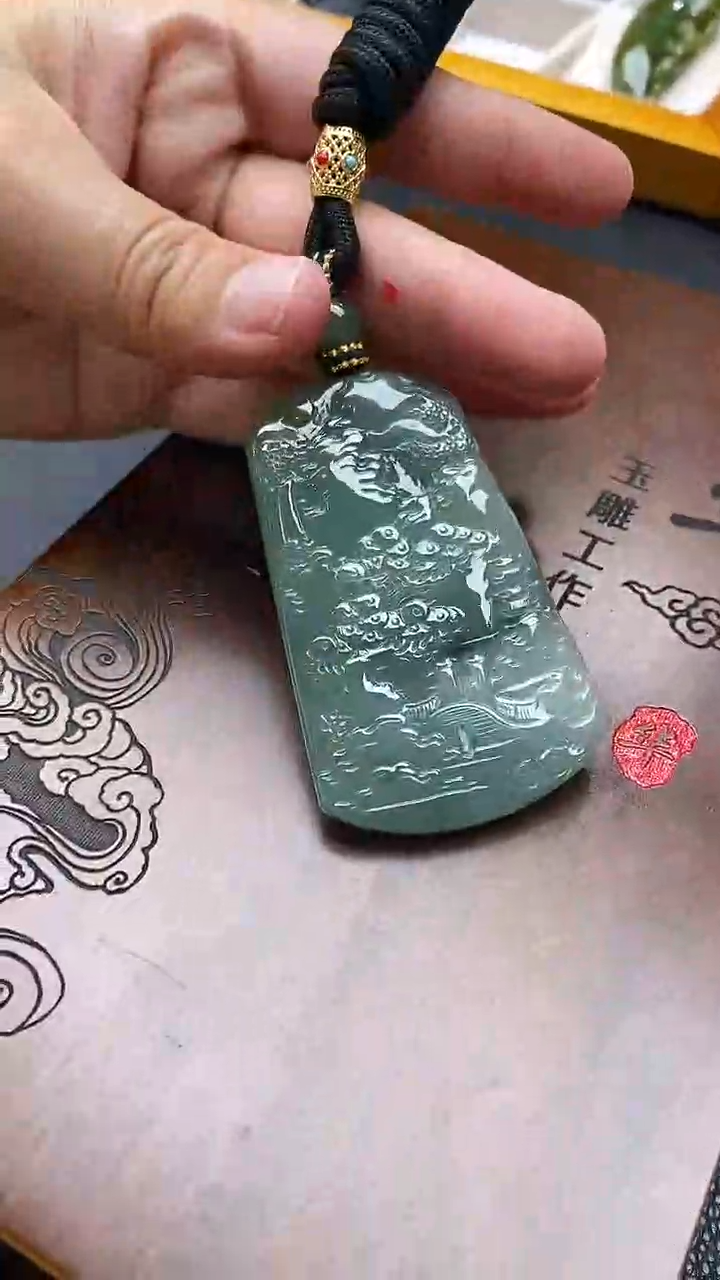 【闪购商品】翡翠颈饰未镶嵌挂件