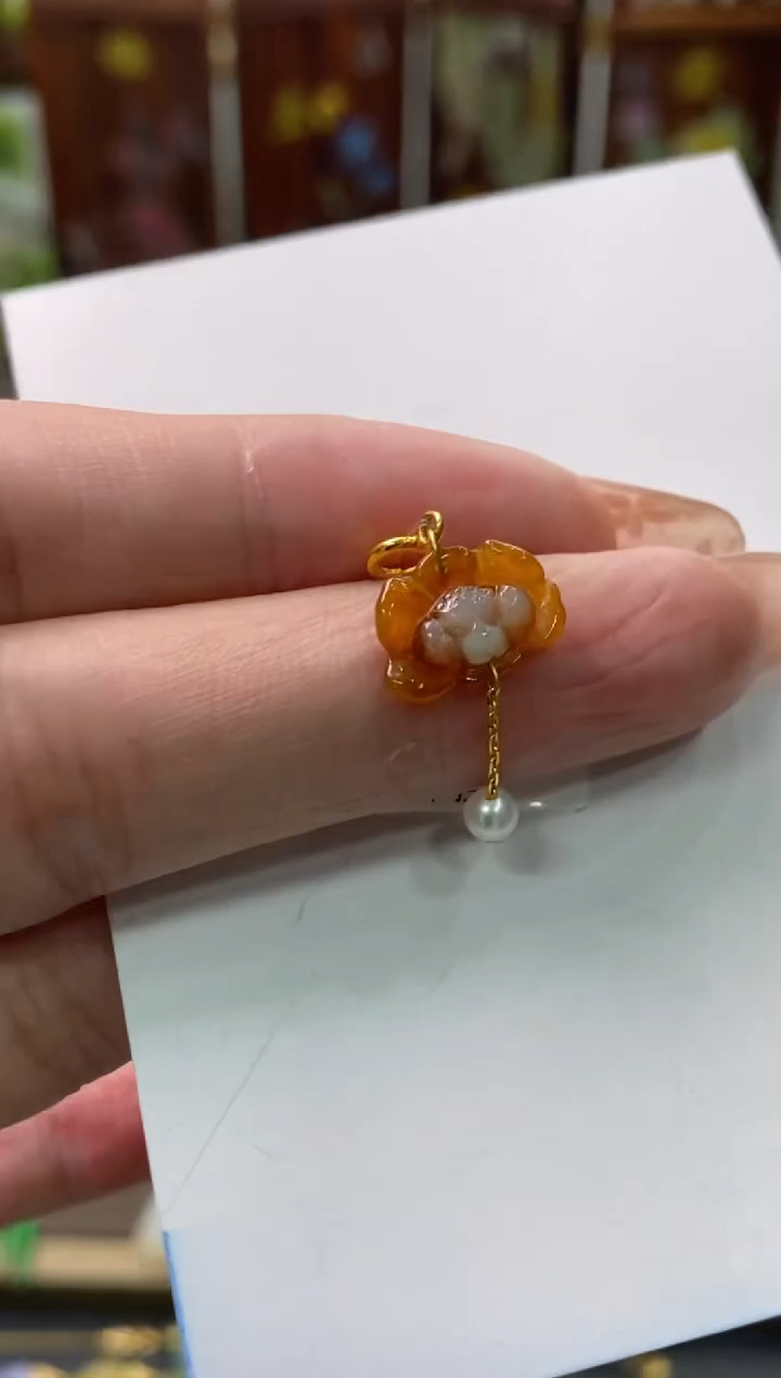 【闪购商品】翡翠颈饰18K金镶嵌净货11052