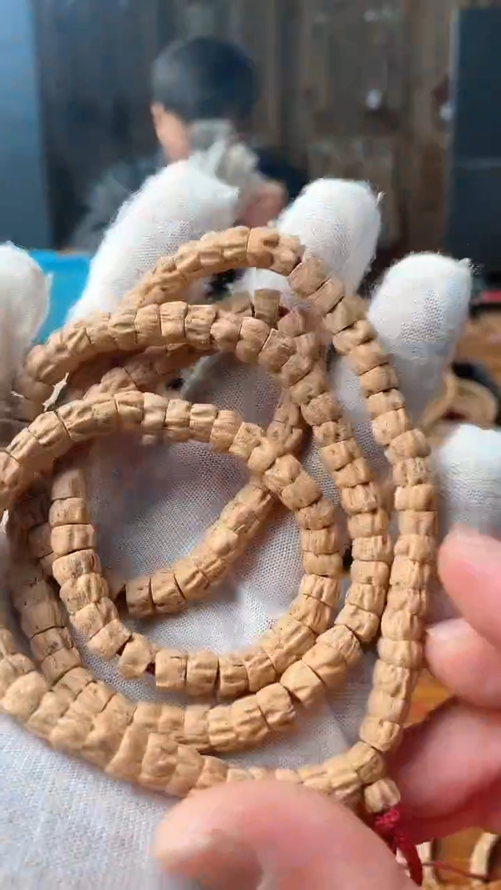 【闪购商品】柏香籽/百香籽手串128