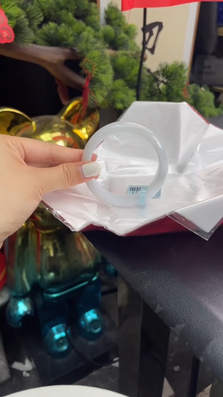 【闪购商品】翡翠手镯未镶嵌12翡翠手镯