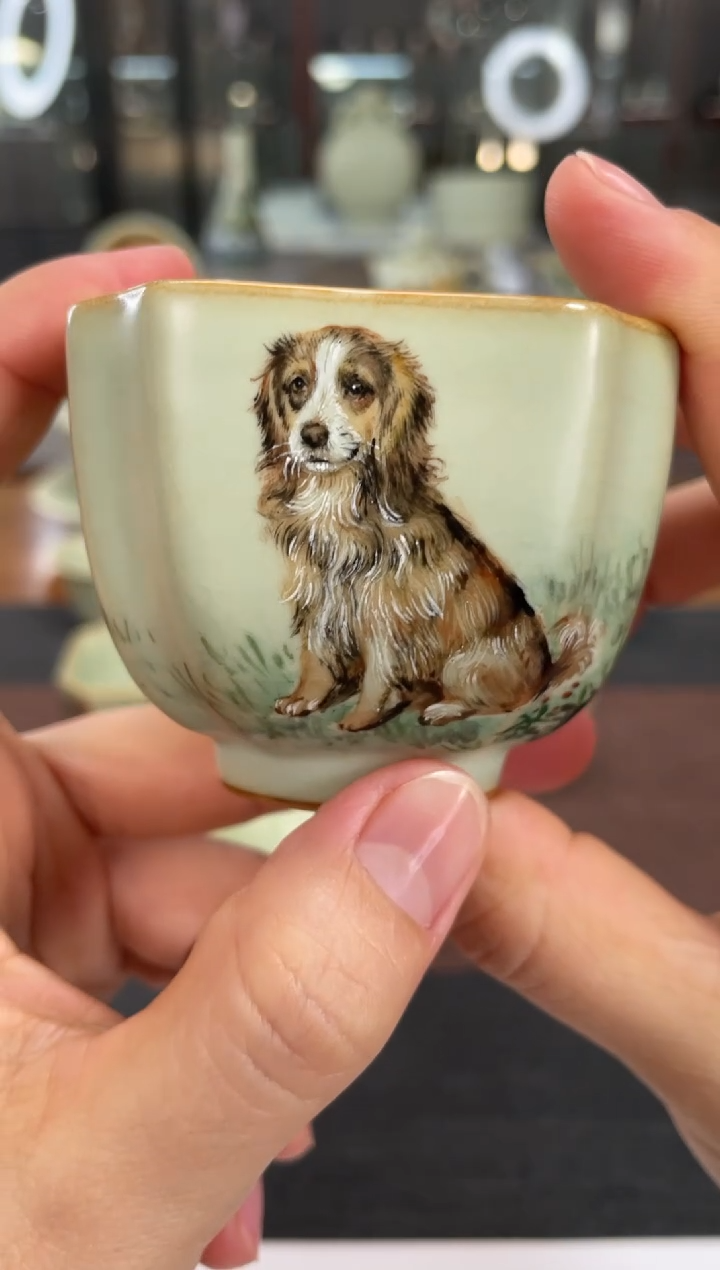 【闪购商品】周泽堂汝瓷釉上彩生肖狗杯